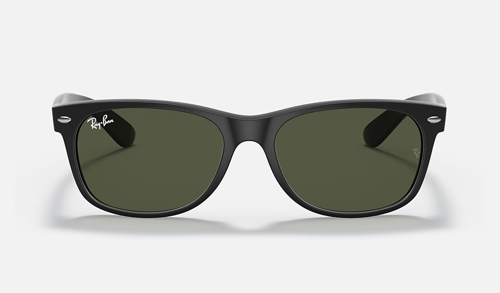 Ray-Ban New Wayfarer Black Rubber/G-15 Green 55 mm Sunglasses