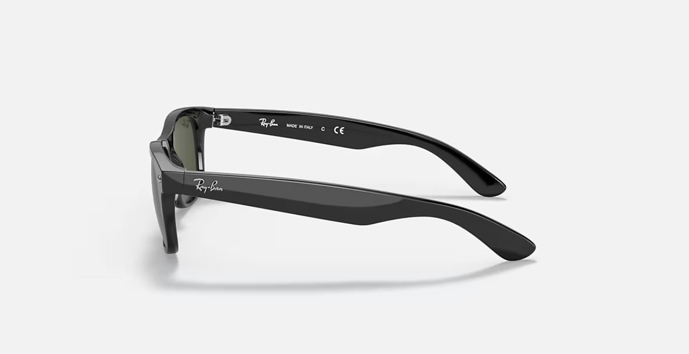 Ray-Ban New Wayfarer Polished Black/G-15 Green 58 mm Sunglasses